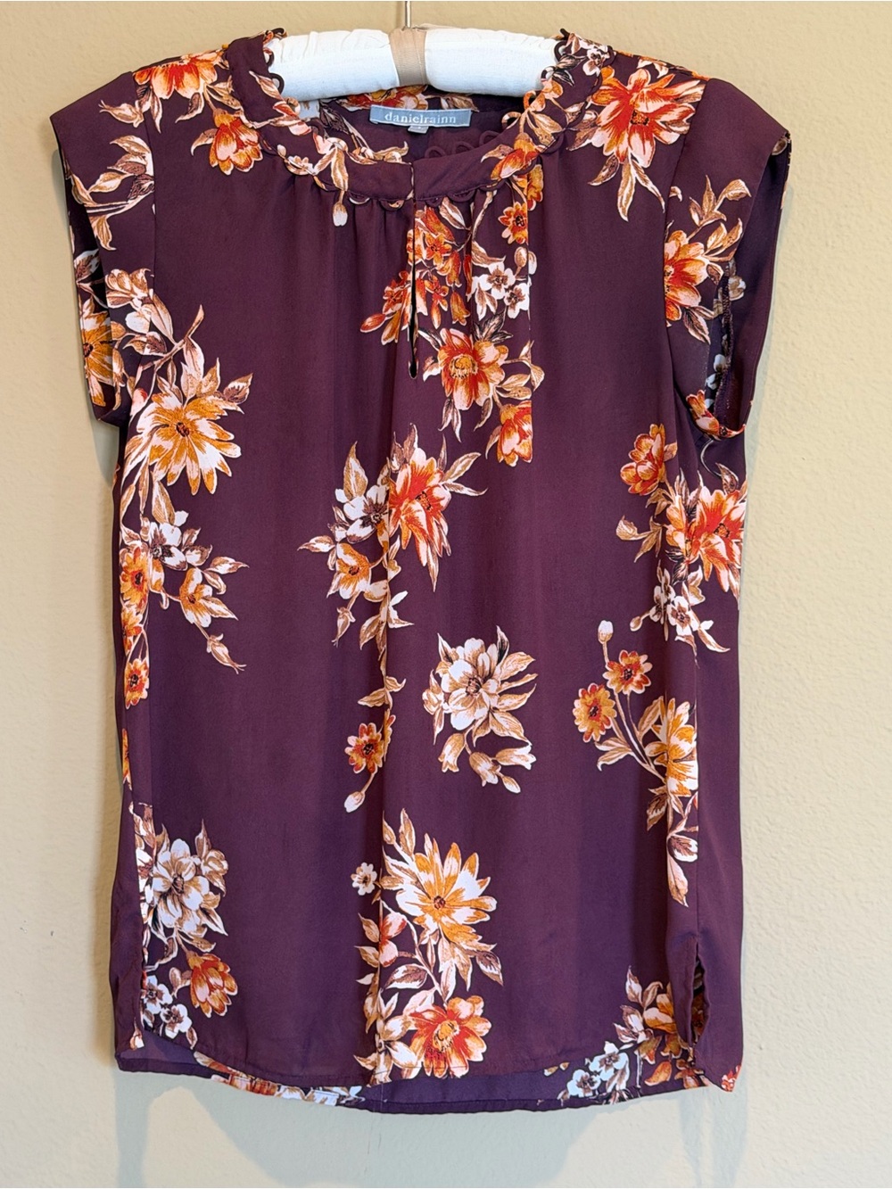 Daniel Rainn Floral Cap Sleeve Top